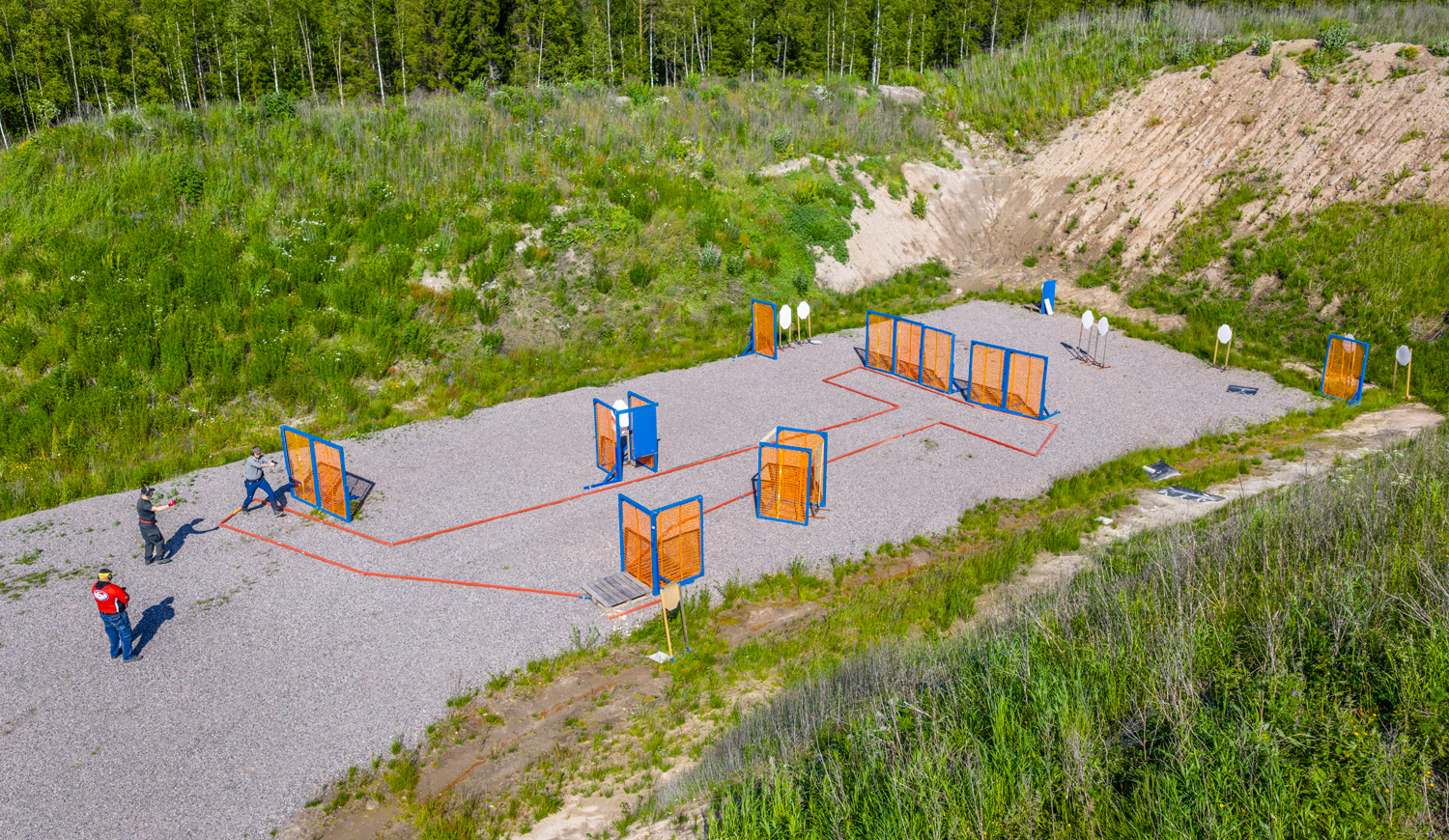 Practical monttu ilmasta kuvattuna.